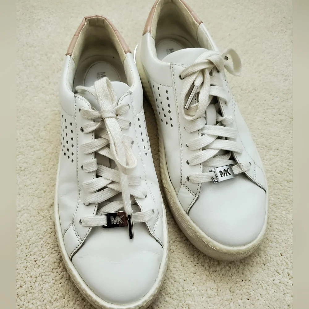 Michael Kors Codie Lace Up Optic White Leather Sneakers with Croc Accent sz8